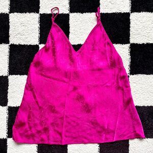 Victoria’s Secret Fuchsia Open Back Cami XS